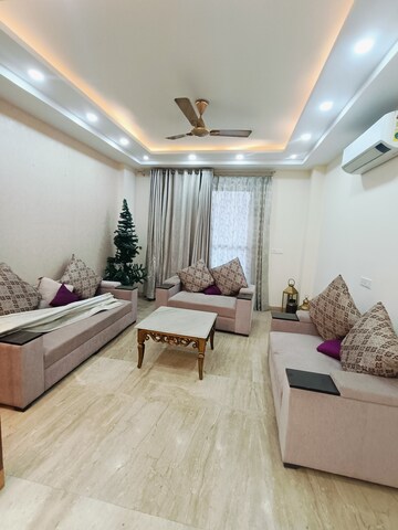 Bedroom in 4 BHK Builder Floor at Ansal API Esencia, Sector 67 – for Rent