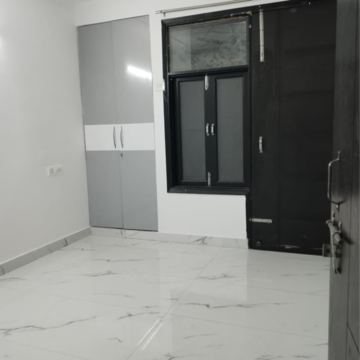 Room in 1 BHK Builder Floor at Saket – for Rent
