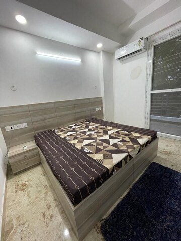 Bedroom in Studio Builder Floor at Unitech South City 1, South City 1 – for Rent