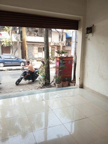 Parking in  Warehouse at Siddharth Nagar CHS Goregaon, Goregaon West – for Rent