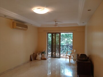 Living Room in 3 BHK Apartment at Ekta Heritage Apartment, Khar West – for Sale