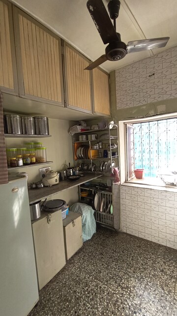 Team Area in 1 BHK Apartment at Amod CHS, Goregaon East – for Rent