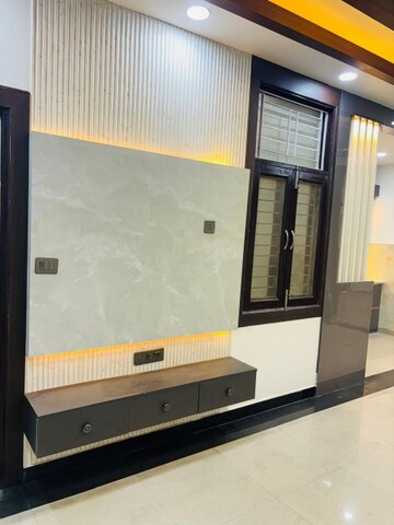 Room in 3 BHK Builder Floor at Kanha Apartments Indirapuram, Shakti Khand 2 – for Sale