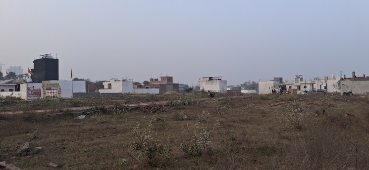 undefined, upsidc site b  60 Sq.Yd. Plot In Upsidc Site B Greater Noida 8168912