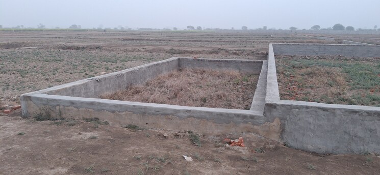 undefined, upsidc site b  101 Sq.Yd. Plot In Upsidc Site B Greater Noida 8168915