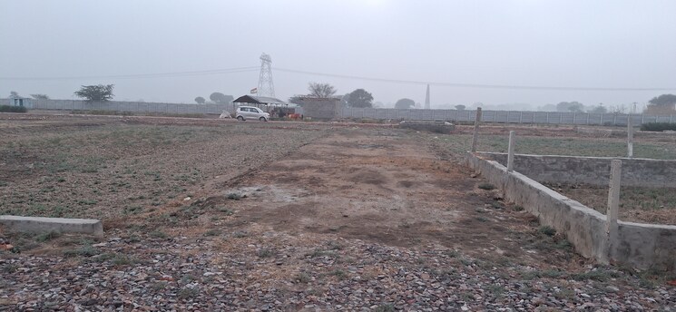 undefined, upsidc site b  101 Sq.Yd. Plot In Upsidc Site B Greater Noida 8168915