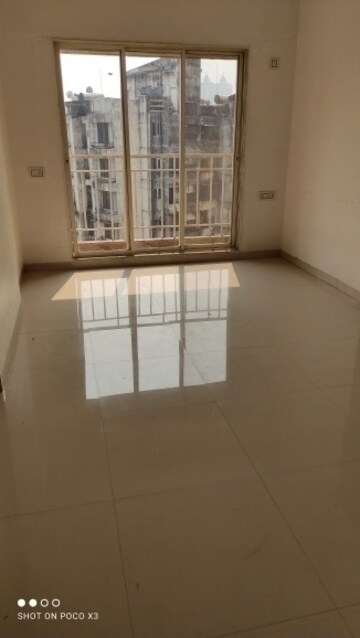 Room in 1 BHK Apartment at Kavya Residency Thane, Ghodbunder Road – for Rent