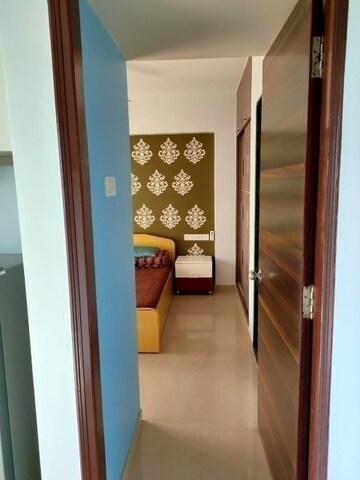 Furnished Amenities in 1 BHK Apartment at KIPL Morya, Kasarvadavali – for Rent