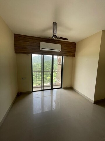 Room in 1 BHK Apartment at KIPL Morya, Kasarvadavali – for Rent