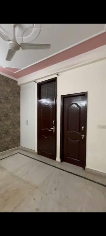 Room in 3 BHK Builder Floor at Parkh Homes, Indrapuram – for Sale