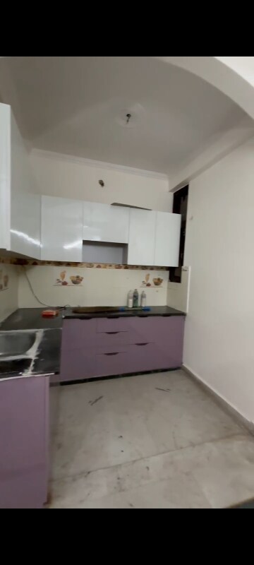 Kitchen in 3 BHK Builder Floor at Parkh Homes, Indrapuram – for Sale