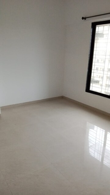 Room in 1 BHK Apartment at Shri Siddhivinayak CHS Haware, Haware City – for Rent