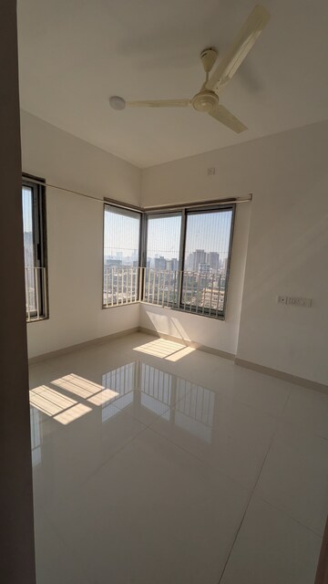 Room in 3 BHK Apartment at BG Monte Verita North Annexe, Borivali East – for Rent