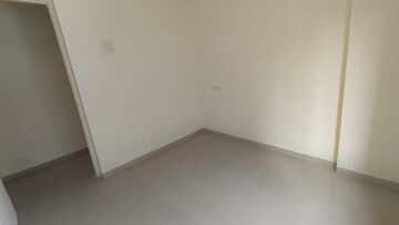 Room in 1 BHK Apartment at Vihang Valley Phase1, Kasarvadavali – for Sale