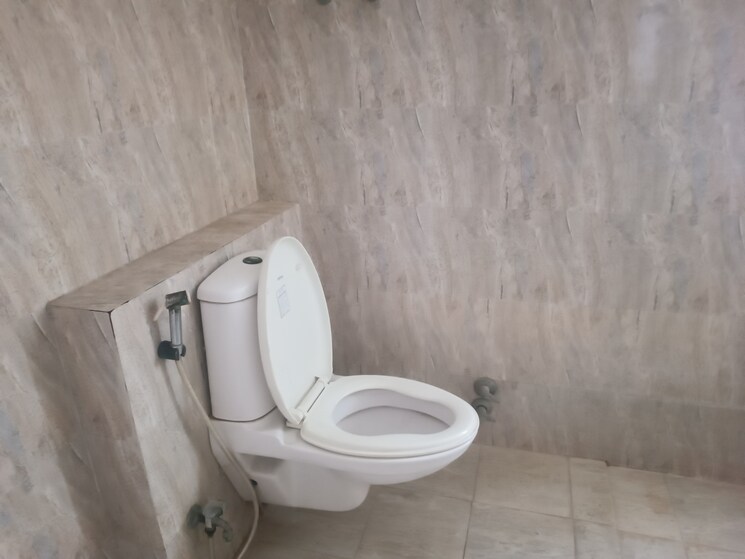 Bathroom, 3c-lotus-boulevard 3 Bedroom 1717 Sq.Ft. Apartment In Sector 100 Noida 8169114