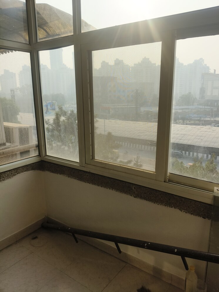 Kitchen, irwo-westend-towers 3 Bedroom 1650 Sq.Ft. Apartment In Sector 47 Gurgaon 8169144