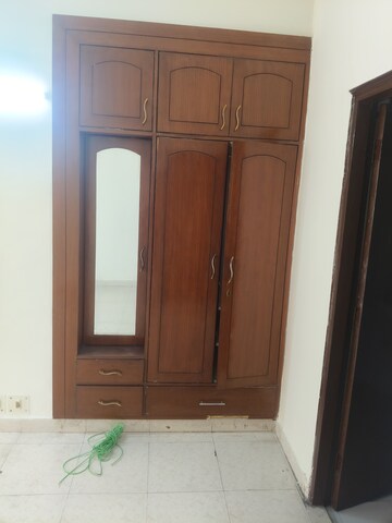 Furnished Amenities in 3 BHK Apartment at IRWO Westend Towers, Sector 47 – for Sale