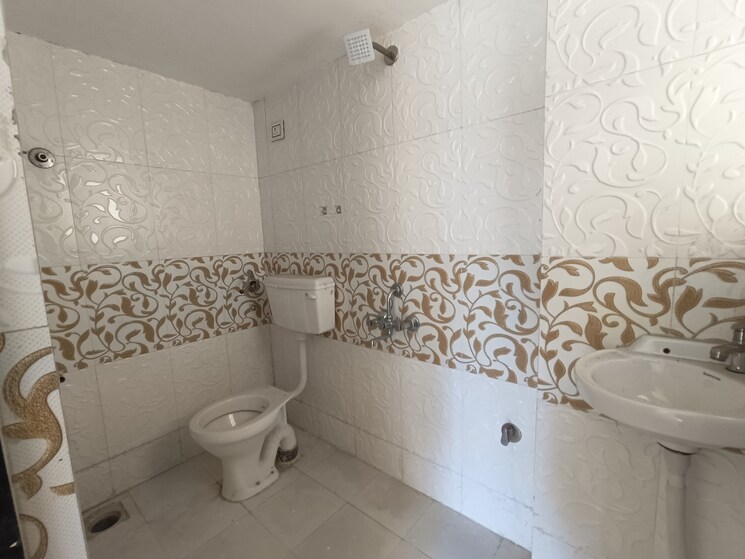 Bathroom, bhavani-view 2 Bedroom 585 Sq.Ft. Apartment In Virar West Palghar 8169147