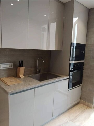 Master Bedroom in 3.5 BHK Builder Floor at Smart World Gems, Sector 89 – for Sale