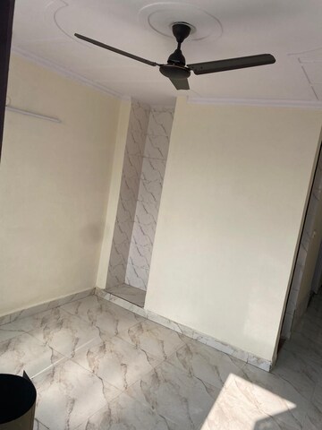 Room in 1 BHK Builder Floor at Govindpuri – for Sale