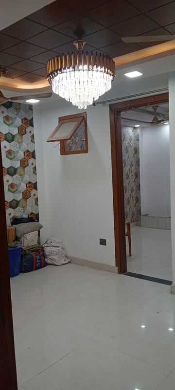 Room in 3 BHK Builder Floor at Govindpuri – for Sale
