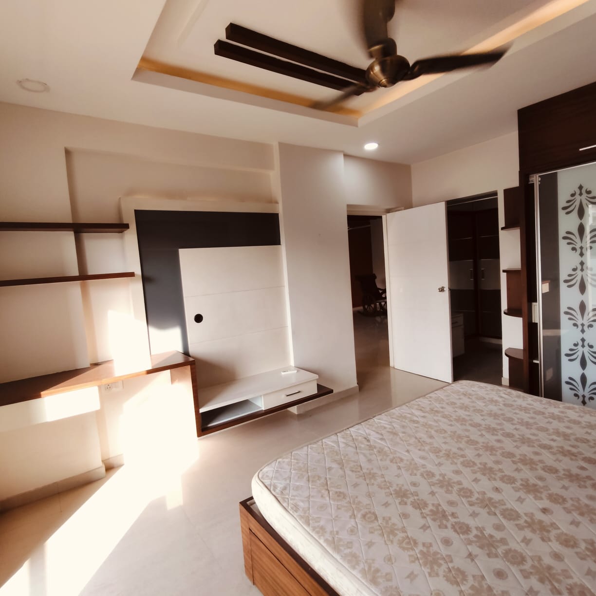 3 BHK + Pooja Room Apartment For Rent in Niharika Exotica