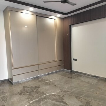 Room in 3.5 BHK Builder Floor at Greater Kailash – for Rent