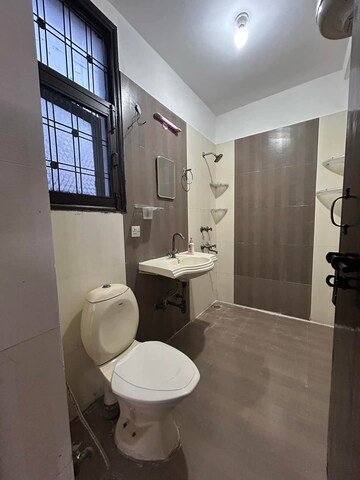 Bathroom in 3 BHK Builder Floor at Pitampura – for Rent