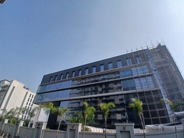  Shop For Rent in Sector 142
