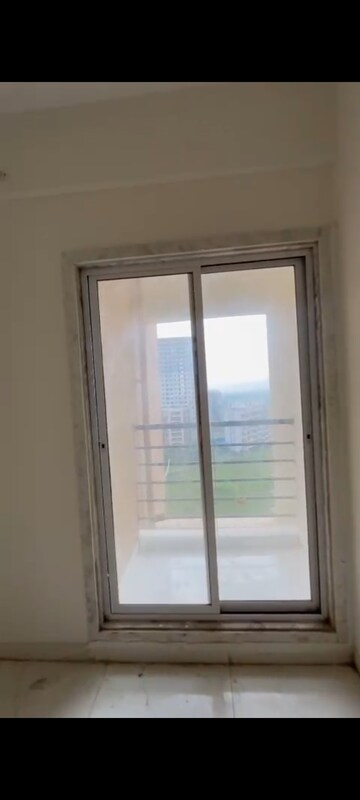 1 BHK Apartment For Rent in Rashmi Star City, Naigaon East