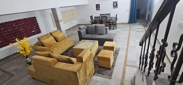 Living Room in 4 BHK Independent House at Sainik Farm – for Rent