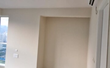 2 BHK Apartment For Rent in Sheth Avalon, Laxmi Nagar