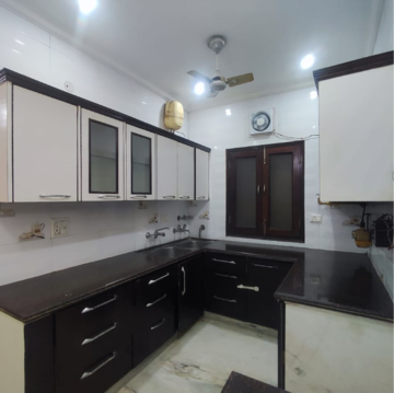 Kitchen in 3 BHK Builder Floor at Malviya Nagar – for Rent