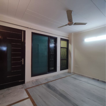 Room in 3 BHK Builder Floor at Malviya Nagar – for Rent