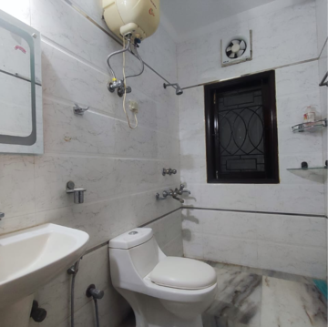 Bathroom in 3 BHK Builder Floor at Malviya Nagar – for Rent