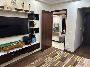 Furnished Amenities in 3.5 BHK Independent House at Anangpur – for Sale