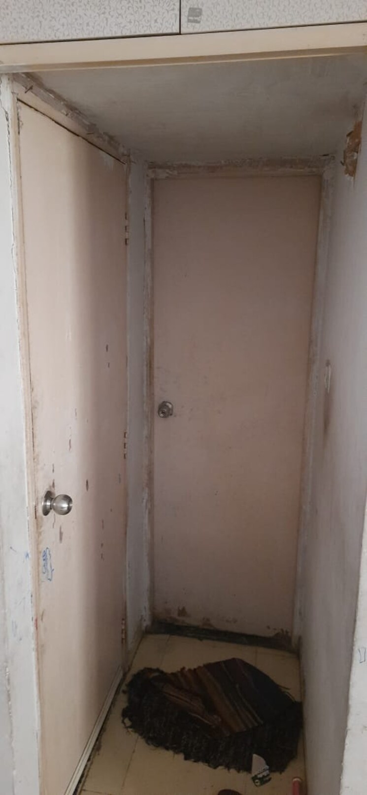 Bathroom, dharmadev-swaminarayan-park-3 1 Bedroom 720 Sq.Ft. Apartment In Vasna Ahmedabad 8169384