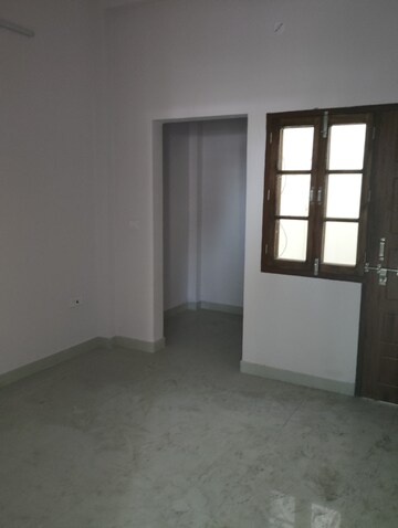 Room in 3 BHK Independent House at Kursi Road – for Sale
