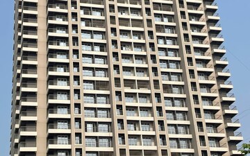 2 BHK Apartment For Sale in Flower Valley, Mira Road