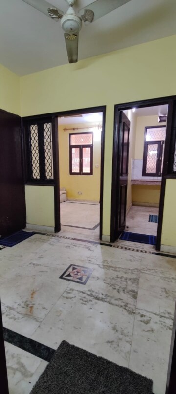 Room in 2 BHK Builder Floor at Chattarpur – for Rent