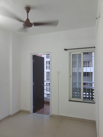 Room in 1 BHK Apartment at Raviraj Valencia, Pashan – for Rent