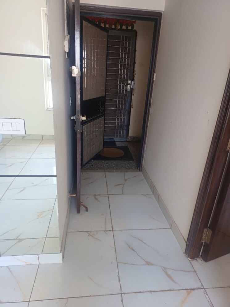 Bathroom, mapsko-paradise 3 Bedroom 1340 Sq.Ft. Apartment In Sector 83 Gurgaon 8169610