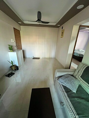 Master Bedroom in 2 BHK Apartment at Globe Heights, Goregaon East – for Rent