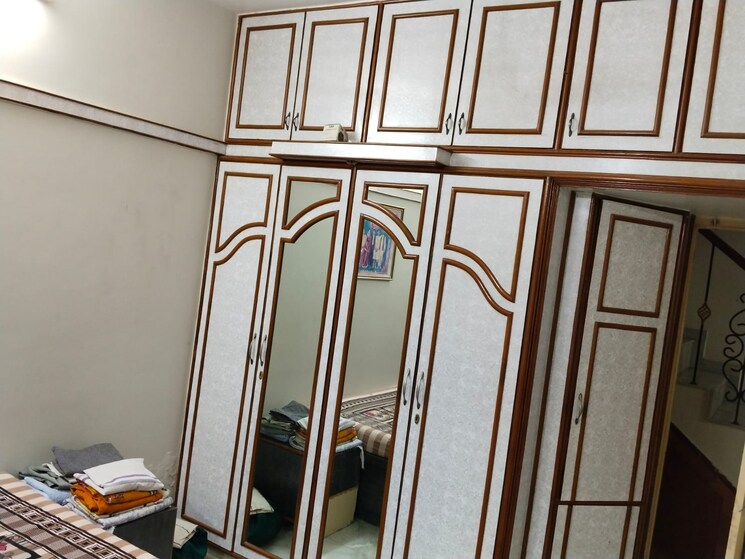 Room, gala-lifestyle-haven 2 Bedroom 145 Sq.Yd. Builder Floor In Near Nirma University On Sg Highway Ahmedabad 8169827