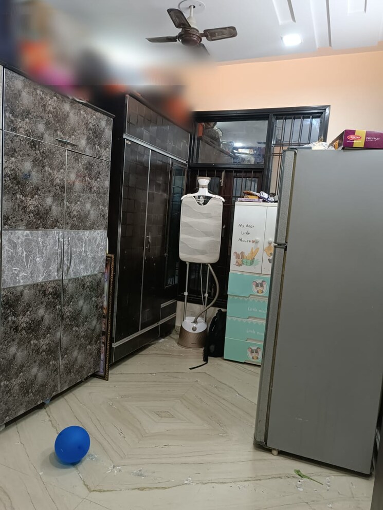 undefined, pitampura 3 Bedroom 1000 Sq.Ft. Builder Floor In Pitampura Delhi 8169780