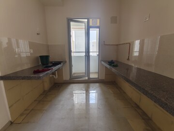 Room in 2 BHK Apartment at Piramal Vaikunth Vairat, Balkum Pada – for Sale