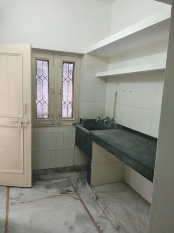 Kitchen in 2 BHK Independent House at Sector 16 – for Rent