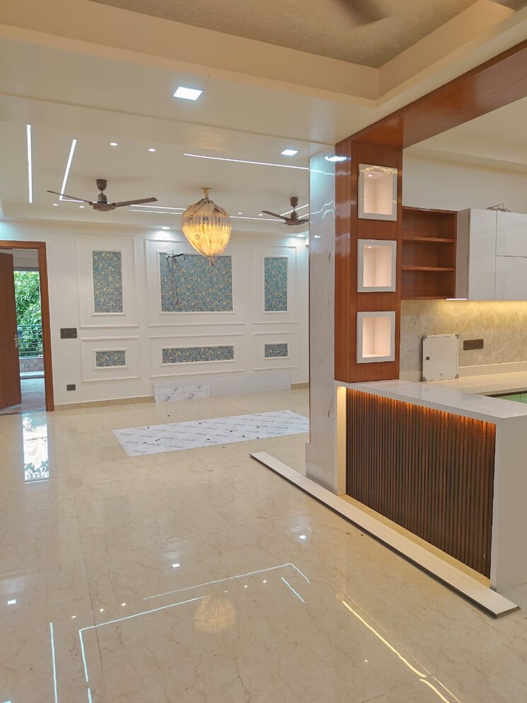 Kitchen, sector 40 3.5 Bedroom 2450 Sq.Ft. Builder Floor In Sector 40 Gurgaon 8169914