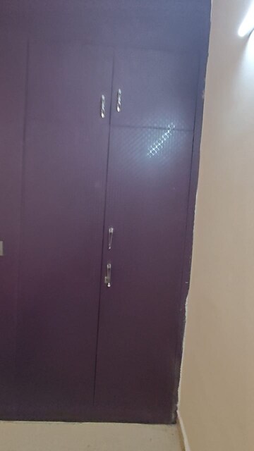 Furnished Amenities in 2 BHK Apartment at BPTP Princess Park, Sector 86 – for Rent