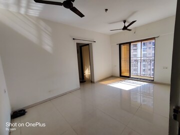 Room in 1.5 BHK Apartment at Uma Neopolis, Ghodbunder Road – for Rent